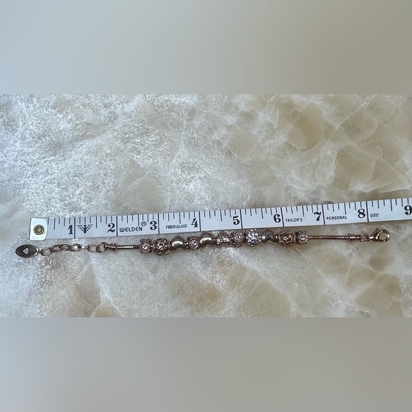 Fashion Jewelry Rose Gold Heart Charm Bracelet 8” - Picture 3 of 3